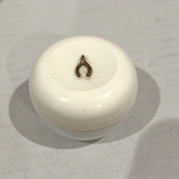 Vintage Avon Jars - Picture 6 of 12